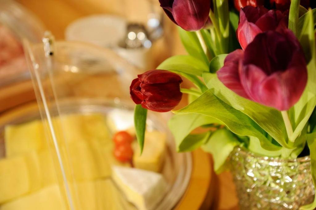 Bed and Breakfast Haus Kueng Zürs Zewnętrze zdjęcie